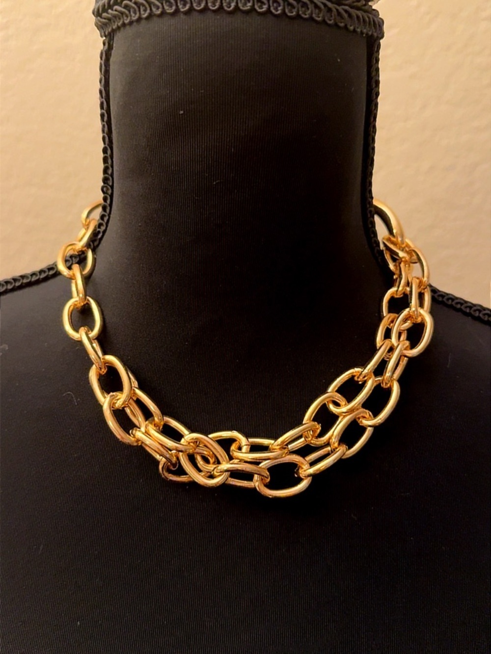 Gold Chunky Link Necklace